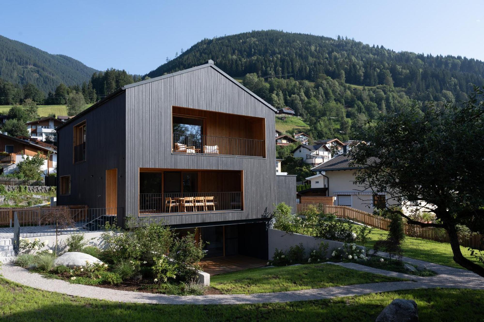 - Haus Jolanda Apartment